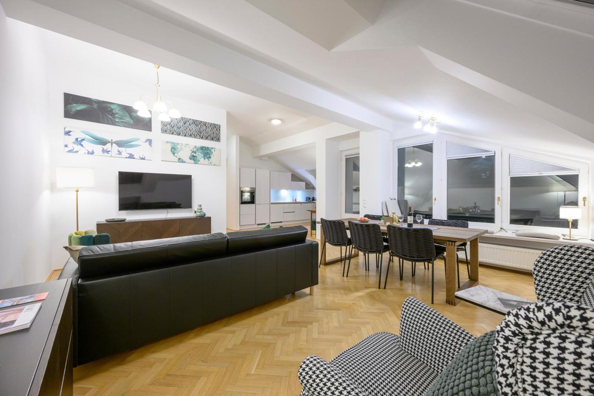 Apartment Rooftop Haven 120m, 3br, Terrace, Views! Wien